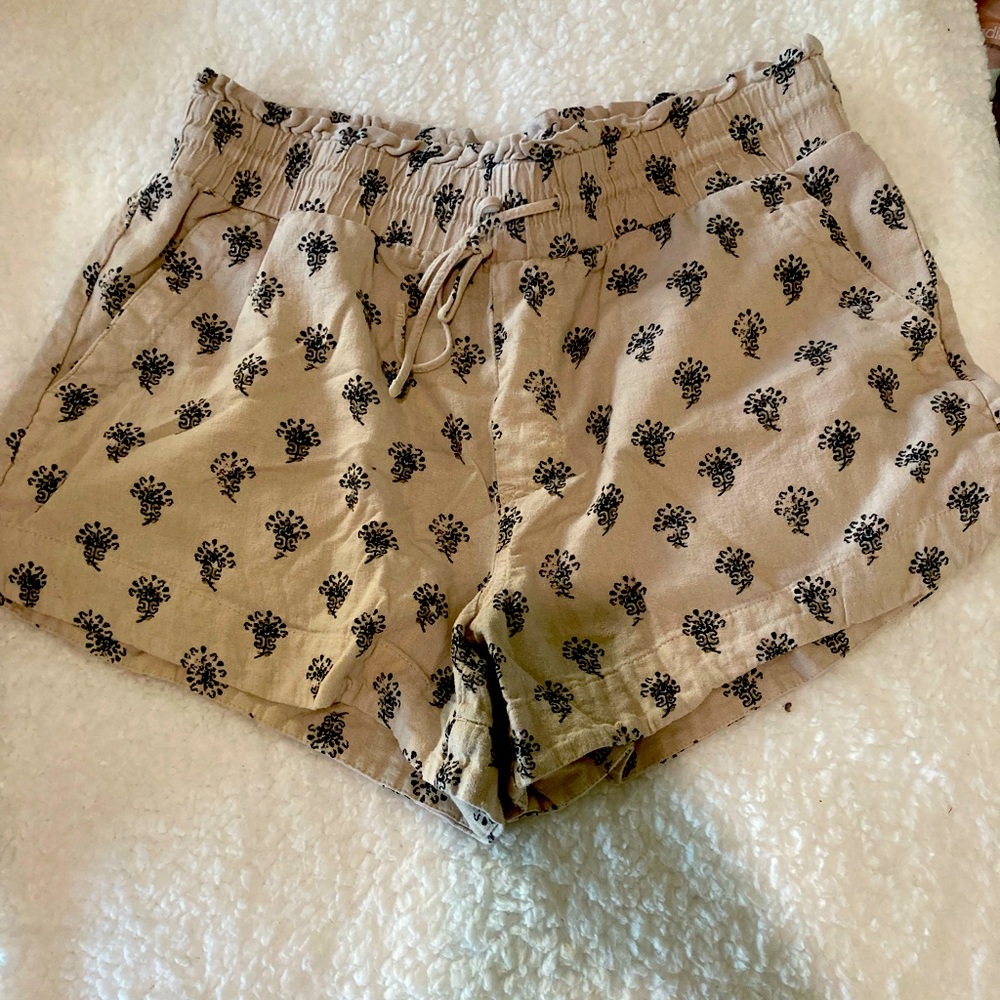 A New Day Black & White shorts